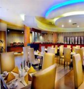 Aston And Convention Center 4*