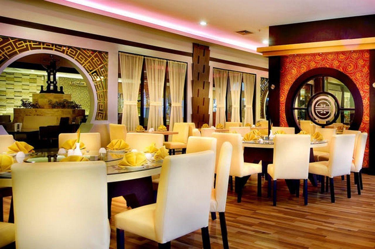 Hotel Aston And Convention Center 4*