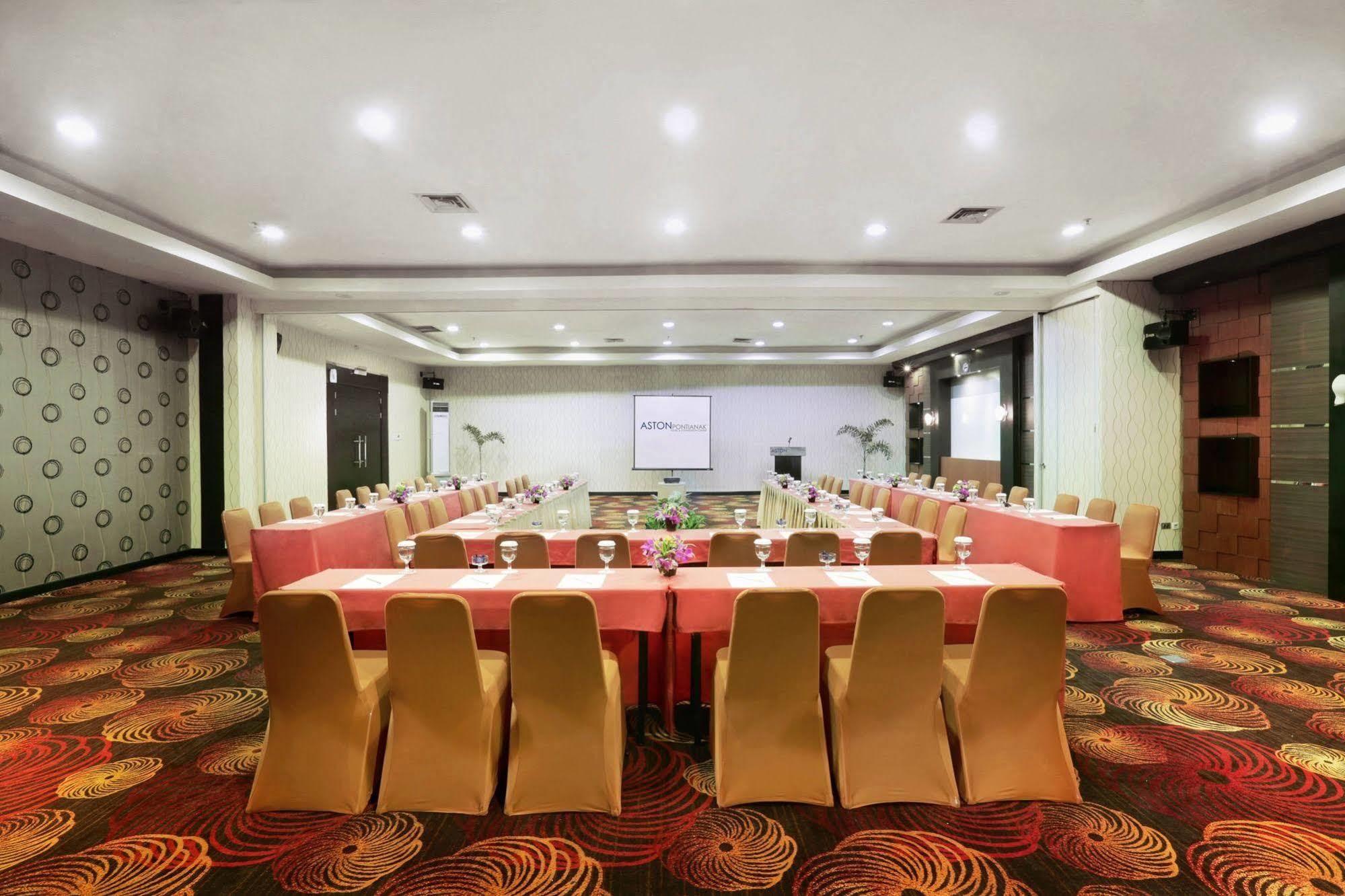 Aston And Convention Center Hotel Pontianak